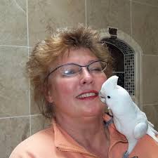 Ladies and gentleman, This group belongs to professors of linguistics,  teachers who are interested in grammar, students who would like to  specialise in linguistics and to everyone who wants to learn some (