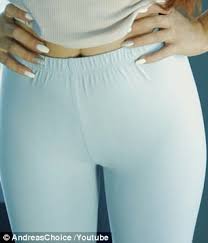To prevent the camel toe from happening in your yoga pants or leggings, it is extremely important that you buy the right size of clothing. Andrea Brooks Shares Humiliation Saving Fashion Hacks Daily Mail Online