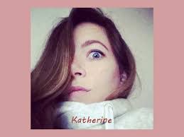 Stephanie Bovee's Instagram, Twitter & Facebook