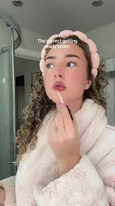 Ruby Roebuck's Instagram, Twitter & Facebook