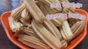 Mulai dari panganan tradisional hingga cemilan dengan rasa manis maupun asin. Cara Membuat Kue Kering Kecipir Tepung Ketan Youtube