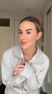 SoHo Loft story part two- HELP ME DECIDE WHAT TO WEAR GIRLS !! , Y’all  convinced me 😭🎄❤️