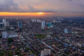 Part time, full time, contract. How Johor Bahru In Malaysia Long In Singapore S Shadow Is On The Rise And Making The Most Of Its Chinese Heritage South China Morning Post