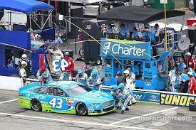 The season began at daytona international speedway, with the sprint unlimited, followed by the daytona 500. Richard Petty Motorsports Enhances No 43 Pit Crew Before The Chase