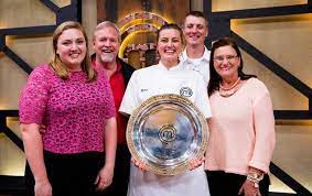 Masterchef australia returns with the best group of home cooks the competition has ever seen. Masterchef Australia Season 8 Winner Elena Duggan Beats Matt Sinclair