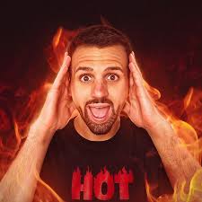 This just looks like twitter and I am so confused 🤦🏻‍♂️🤣 But happy to  see all the accounts I follow