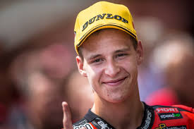 His prodigal talent earned him a contract in the premier motogp championship for the 2019 season where he ended up at a creditable 5th position, despite not winning a single. Die Fabio Quartararo Story Achterbahnfahrt Eines Motogp Megatalents Mein Motogp Blog