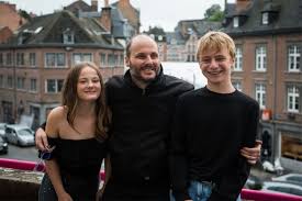 Résultat de recherche d'images pour "adoration film"