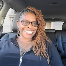 Happy birthday to my sis Ms. Phyllis Jordan enjoy your day!!