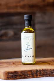 Personalized Mini Olive Oil Wedding Favors 60ml Custom Etsy Olive Oil Packaging Olive Oil Favors Olive Oil Wedding Favors