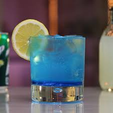 Green Monster Tipsy Bartender Recipe Lemonade Cocktail Strawberry Cocktails Lemonade Cocktail Recipe