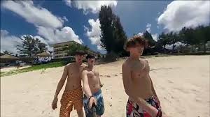 Ikon tease for 'kony's summertime' in saipan! Ikon In Saipan Ep01 Kony S Summertime 2016 Video Dailymotion