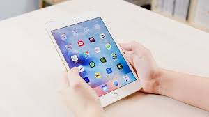 Image Result For Ipad Mini 4 Being Held Ipad Mini Ipad Pro Ipad