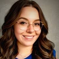 Ariel Apodaca's Instagram, Twitter & Facebook