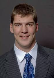 Football Inks 22 Recruits