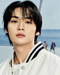 Today is about to be a whole ass day for me (think brand new baby crying  most of the day) so any Christopher level distraction will be greatly  appreciated 😑✌🏻