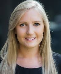 Stephanie Clegg's Instagram, Twitter & Facebook