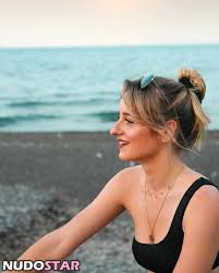 Camille LV  camille_lvqu  camillelovesboats Nude Leaks OnlyFans Photo 9 -  NudoStar