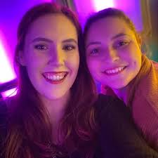 Ines 👩🏼‍🎓 (@Inesistraveling)