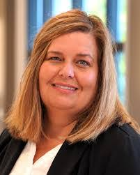 Jennifer Shirley's Instagram, Twitter & Facebook