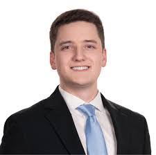 Kim Cothren's Instagram, Twitter & Facebook