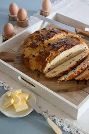 Osterbrot Mit Studentenfutter Rezept Studentenfutter Lebensmittel Essen Und Kochen Und Backen
