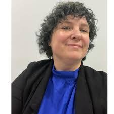 Tammy Burnham's Instagram, Twitter & Facebook