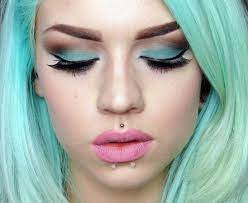 Pin By Vanessa Ackermann On Hair Party Hair Contouring Mint Hair Hair Makeup
