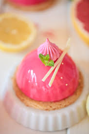 Mirror glaze eistorte i beeren cheesecake i spiegelglasur herstellen i mirror cake glasur. Mirror Glaze Tortchen Www Suess Und Salzig De Lecker Essen Und Trinken Lebensmittel Essen