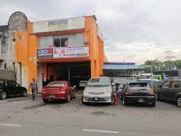 Berbesar hati membantu sebarang kemungkinan terhadap kenderaan tuan/puan.ini sebahagian nombor telefon mekanik disekitar anda. Bengkel Kereta Kajang M Niaga