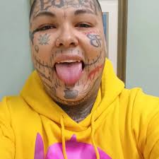 Tekashi 6ix9ine Gooba 🦈🌈 Y'all go add my new Facebook Jovany Meneses