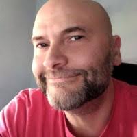 100+ perfiles de «Loriente»