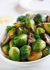 E S Super Awesome Brussels Sprouts And Mushrooms Fatfree Vegan Kitchen Recipe Vegan Side Dishes Brussel Sprouts Whole Food Recipes