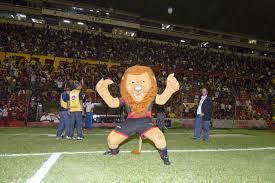 Brazil's sport recife player xavier heads the ball during the copa sudamericana match against brazil's santa cruz. Sport Recife Home Facebook