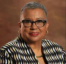 Daisy Grimes's Instagram, Twitter & Facebook