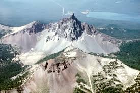 Some volcanoes, like the infamous yellowstone supervolcano, may lie dormant for hundreds of thousands of years between. Mount Thielsen 2 799 M Or 9 182 Ft Is An Extinct Volcano North Of