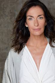 Jo Price's Instagram, Twitter & Facebook