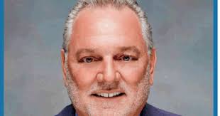 Contratan a nuevo superintendente de Broward por $350.000