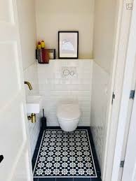 Gaste Wc S Sind Oft Sehr Klein Doch Jeden Raum Egal Wie Klein Kann Man Gut In Szene Setzen Hier Ein Beis Gaste Wc Badezimmer Renovierungen Badezimmer Dekor