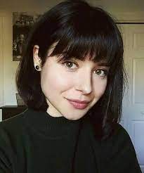 Pin By Court Post On Cabelos Produtos Guia De Cuidados Hair Styles Short Hair With Bangs Short Hair Styles