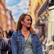 Laura Olesen (@laura.olesen.75) • Facebook, Connect with friends