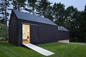 Philip Johnson S Elevated Exceptional Wiley House Asks 14m Architecture Barn Style House Country Estate