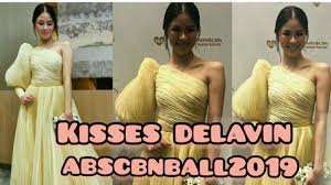 Kisses must be ready from now on. Kisses Delavin Wearing Yellow Gown Perfect Beauty And Brain Abscbnball2019 Youtube