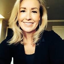 Dawn Lamb's Instagram, Twitter & Facebook