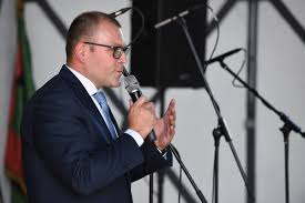 Tomáš hanzel (born 19 february 1989) is a slovak football defender who currently plays for doxxbet liga club škf sereď. Tomas Hanzel Jpg Oficialni Stranky Statutarniho Mesta Karvina