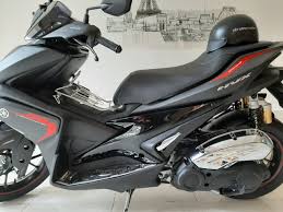 Yamaha nvx 2021 155cc với thiết kế thể thao khí động học cao, thân xe khi chạy 80 km/h vẫn khá ổn định và đầm chắc, động cơ kêu to và gằn hơn đôi yamaha nvx 2021 155cc được trang bị lốp trước rộng 110 mm đường kính vành 14 inch, lốp sau rộng 140 mm vành 14 inch. Yamaha Nvx New 2019 Automatic 155cc Price Negociation Motorbike Nha Trang Motorbike Scooter Electric Bike For Rent Sale Facebook