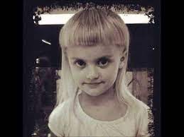 Who was featured in their previous music video i fink you. Sixteen Jones Die Antwoord S Daughter Youtube