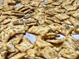 Dill Pickle Saltines are quick, easy and addictive