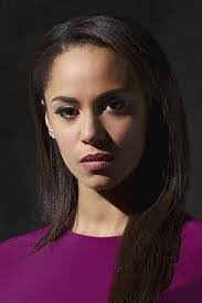 Naomi Ryan's Instagram, Twitter & Facebook