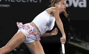 The professional tennis player shared the snaps during the festive period. Camila Giorgi Foto Hot Instagram Follower Prendono In Giro Onlyfans